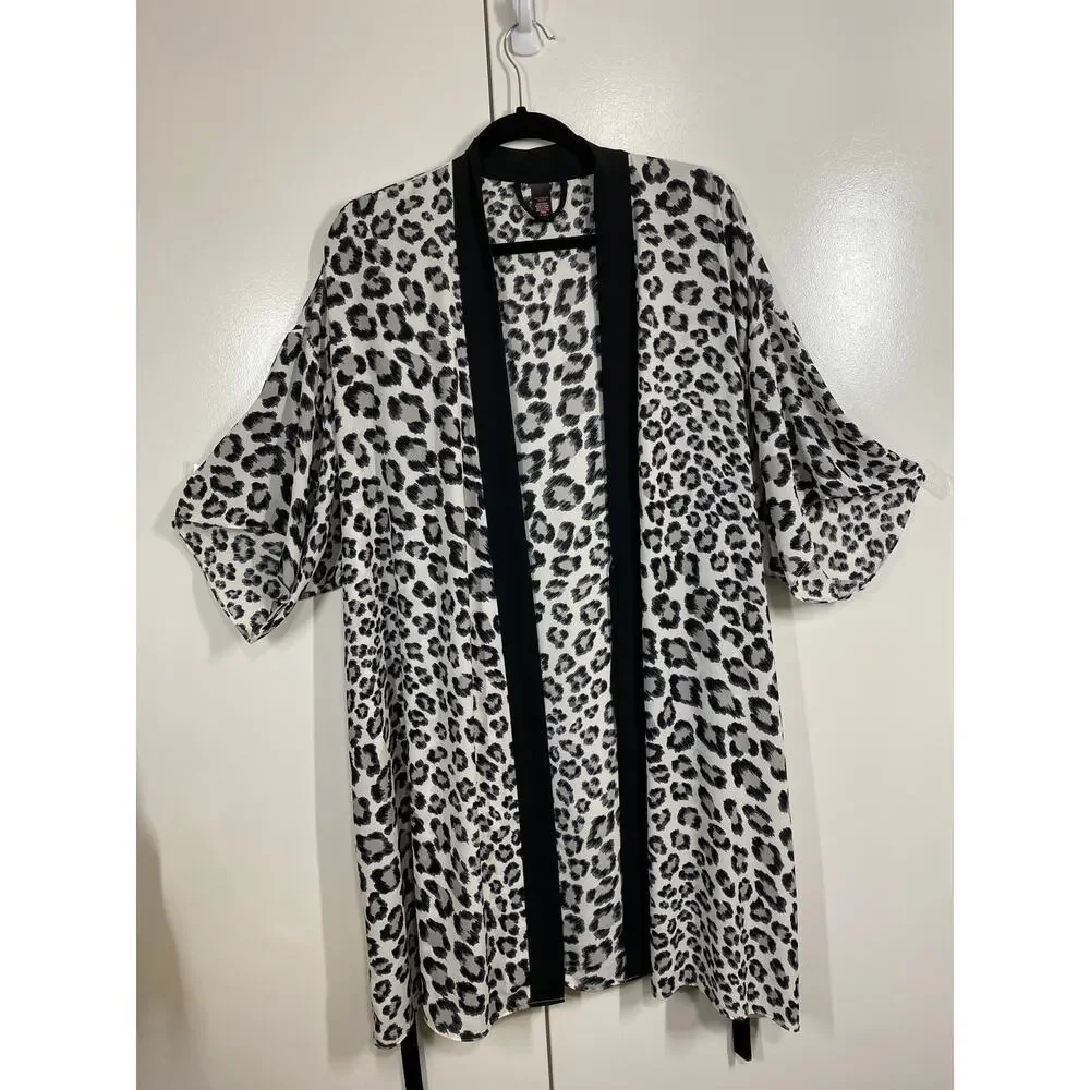Victoria's Secret Black & White Animal Print Handkerchief Kimono Robe MEDIUM